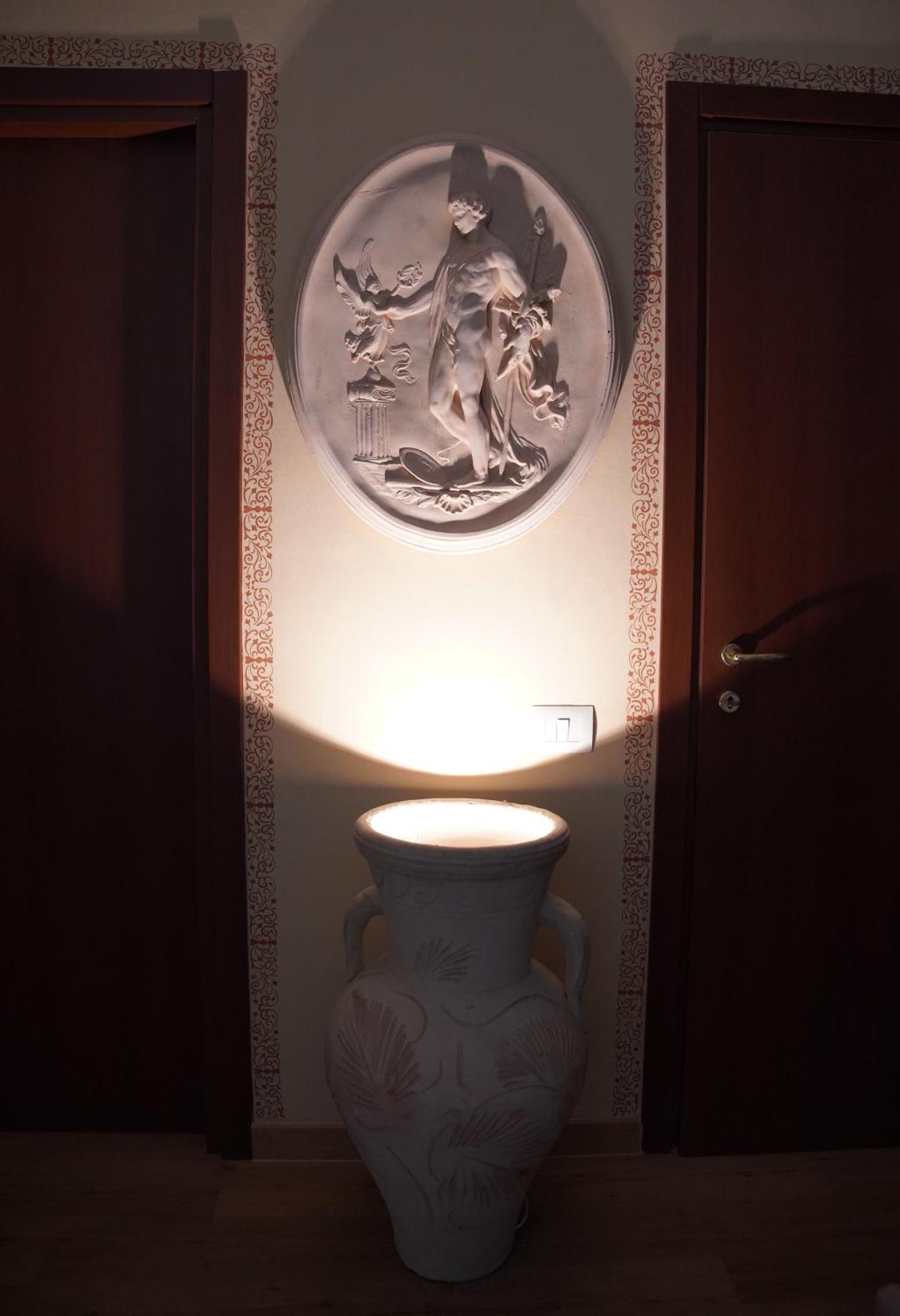 Templum Iovis-Front Of Port Apartment Civitavecchia Bagian luar foto